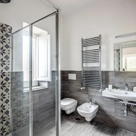 Aprea Luxury Capri Views & Guest Services Massa Lubrense