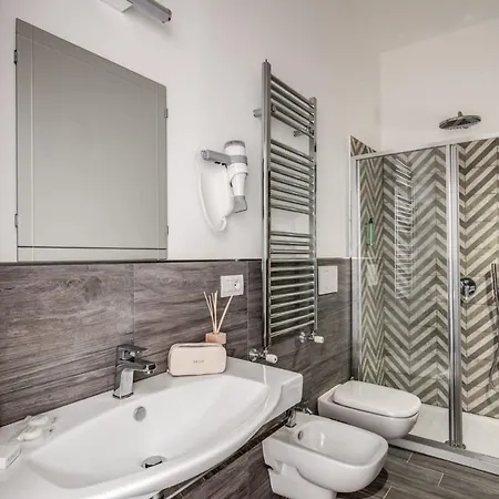 Villa Aprea Luxury Capri Views & Guest Services *