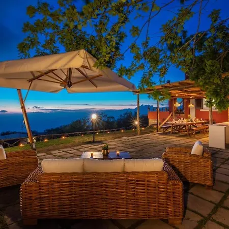 Villa Aprea Luxury Capri Views & Guest Services *