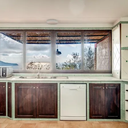 Aprea Luxury Capri Views & Guest Services Villa