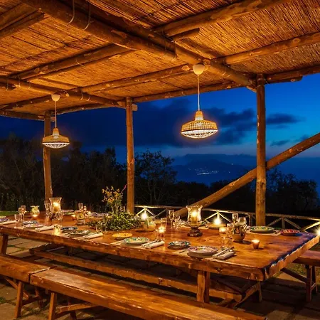 Aprea Luxury Capri Views & Guest Services Villa